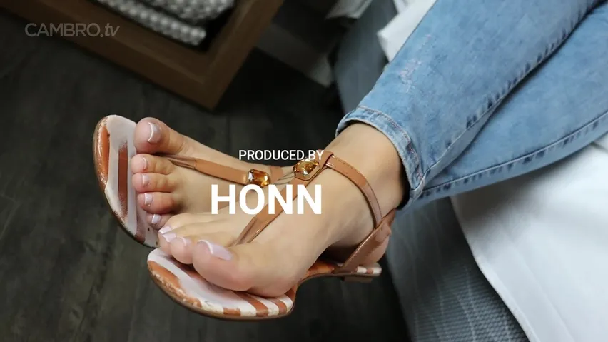 anthony portlock recommends jhonn womans feet pic