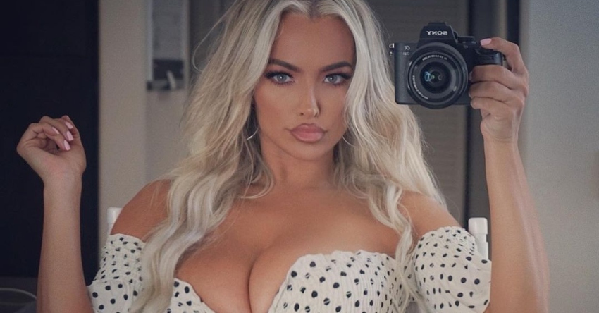 brittani carroll add photo lindsey pelas nudes onlyfans