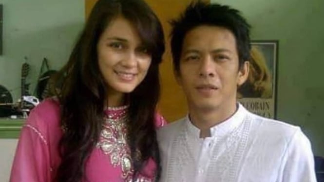 amjad al najjar add photo bokep aril dan luna maya