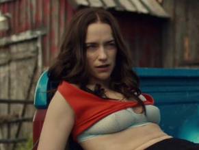 melanie scrofano naked