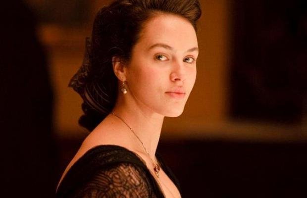 annaliza salazar add jessica brown findlay nude photo