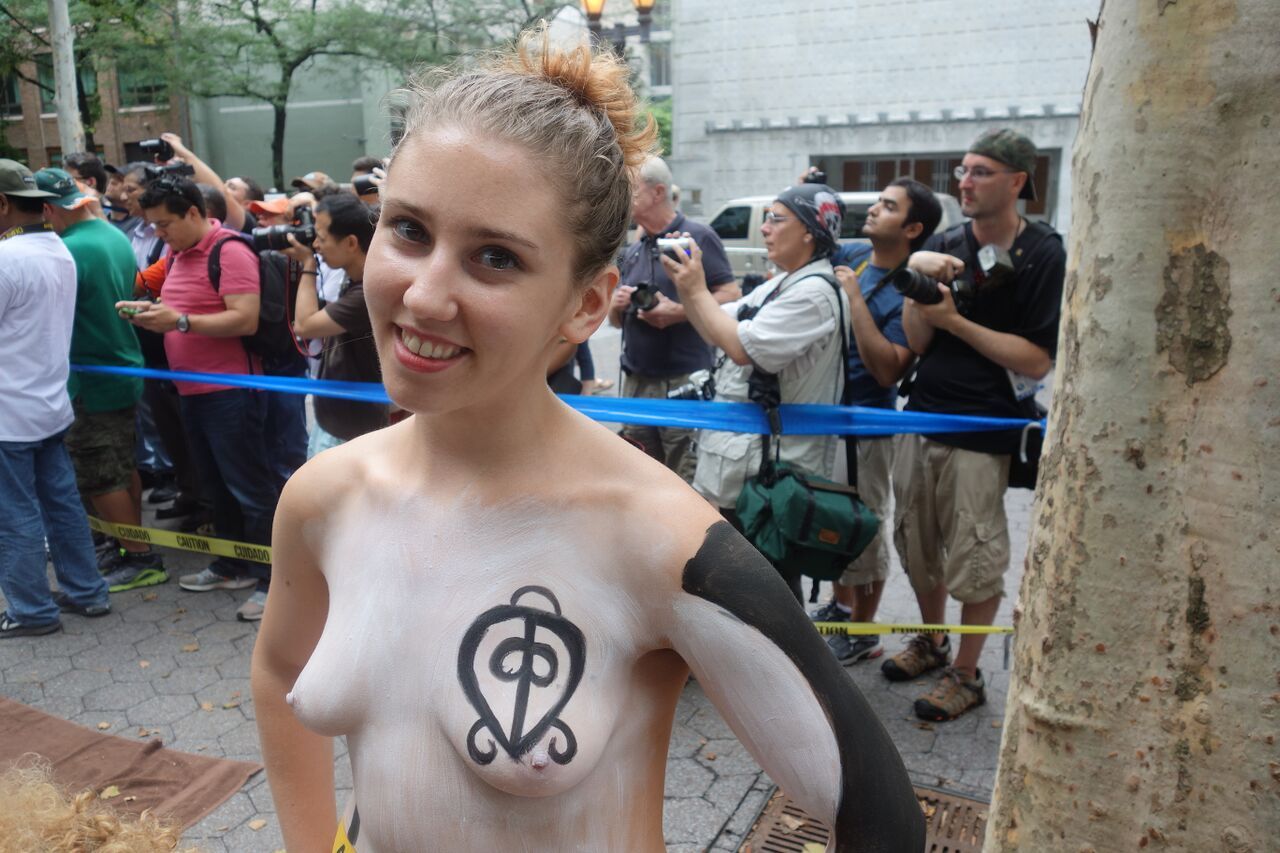 amanda lynn murray recommends Body Painting Nude