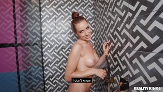 christopher cameron recommends luxurygirl shower pic