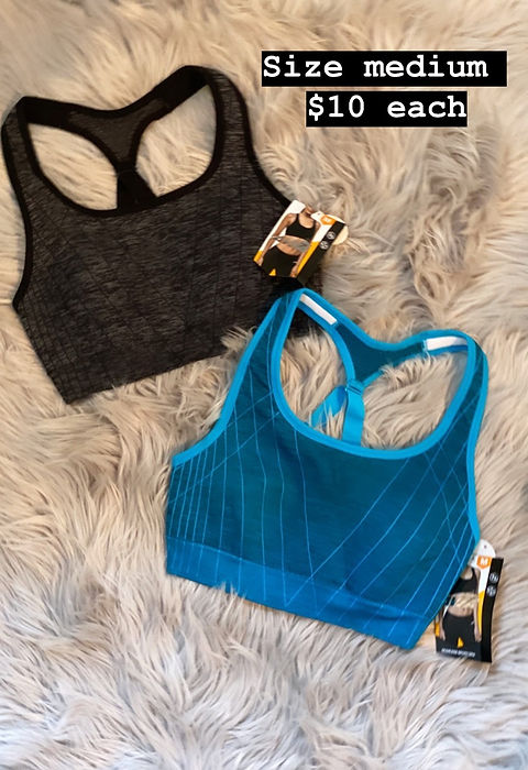 courtney nicole clark recommends avia sports bra pic