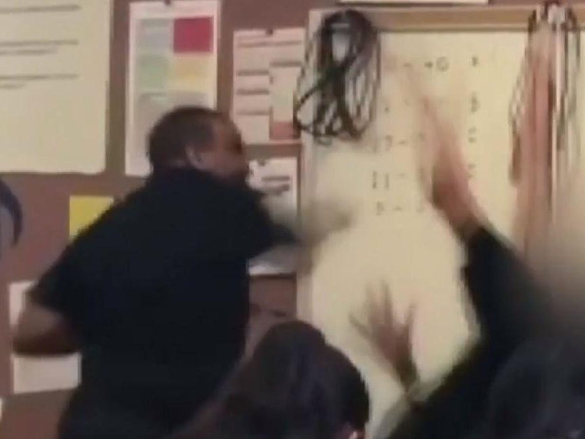 brad yocom share teacher fights student over phone video uncut version photos