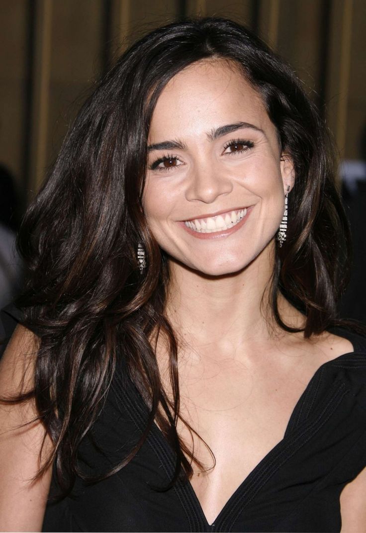 crystal galbraith add alice braga sexy photo