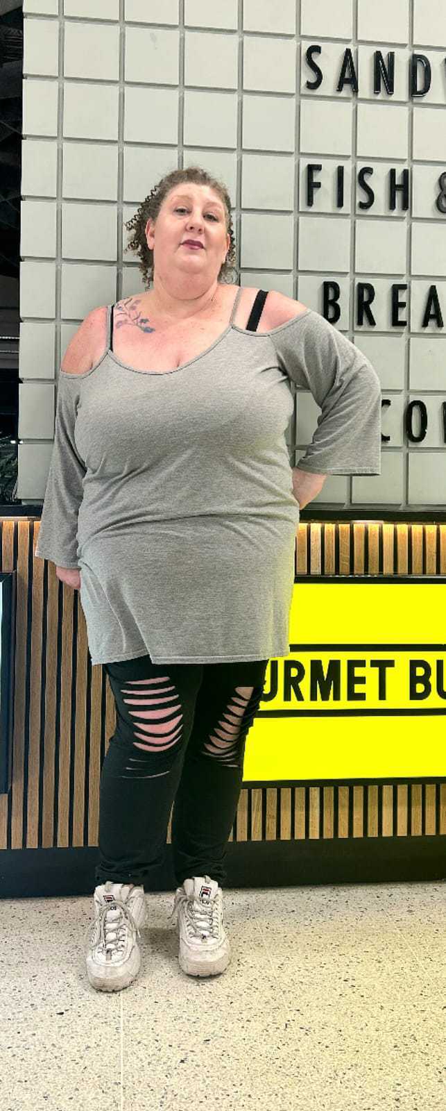 debbie kilcoyne recommends Bbw Mature Striptease