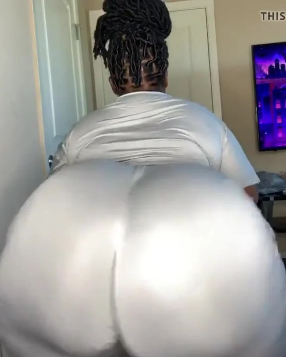 Bbw Twerking Naked girl dance