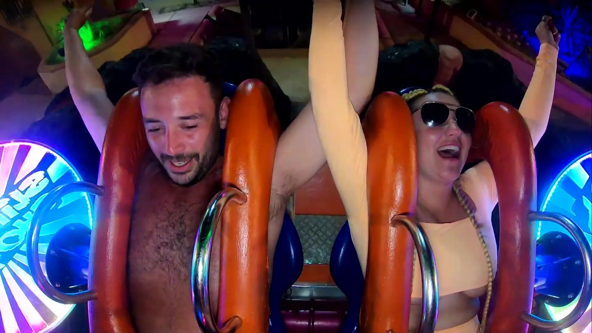 clase graduanda add nude slingshot ride photo