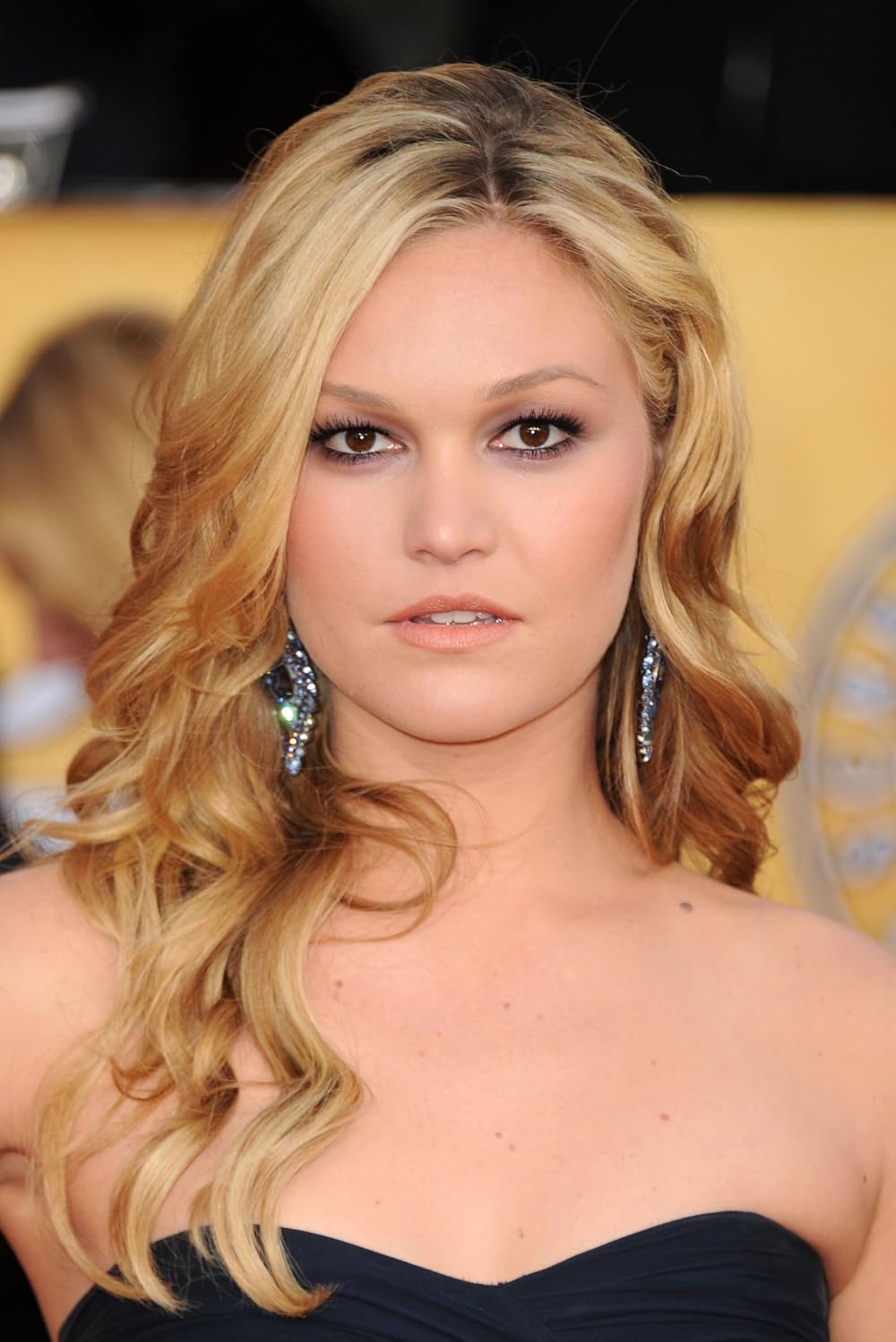 aaron martinson recommends Julia Stiles Nip Slip