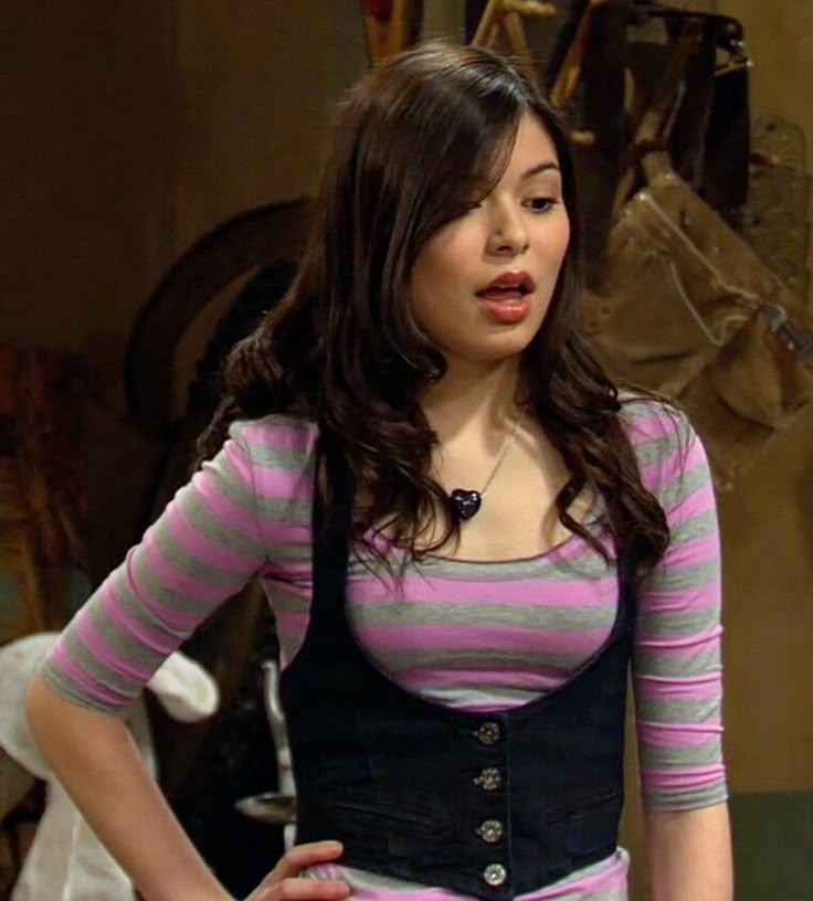 charity phelps recommends miranda cosgrove boobs pic