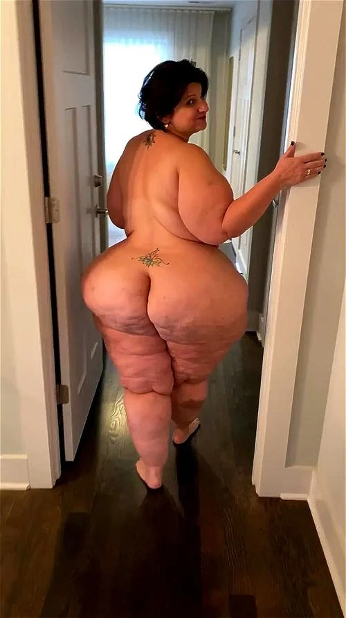 milf standing