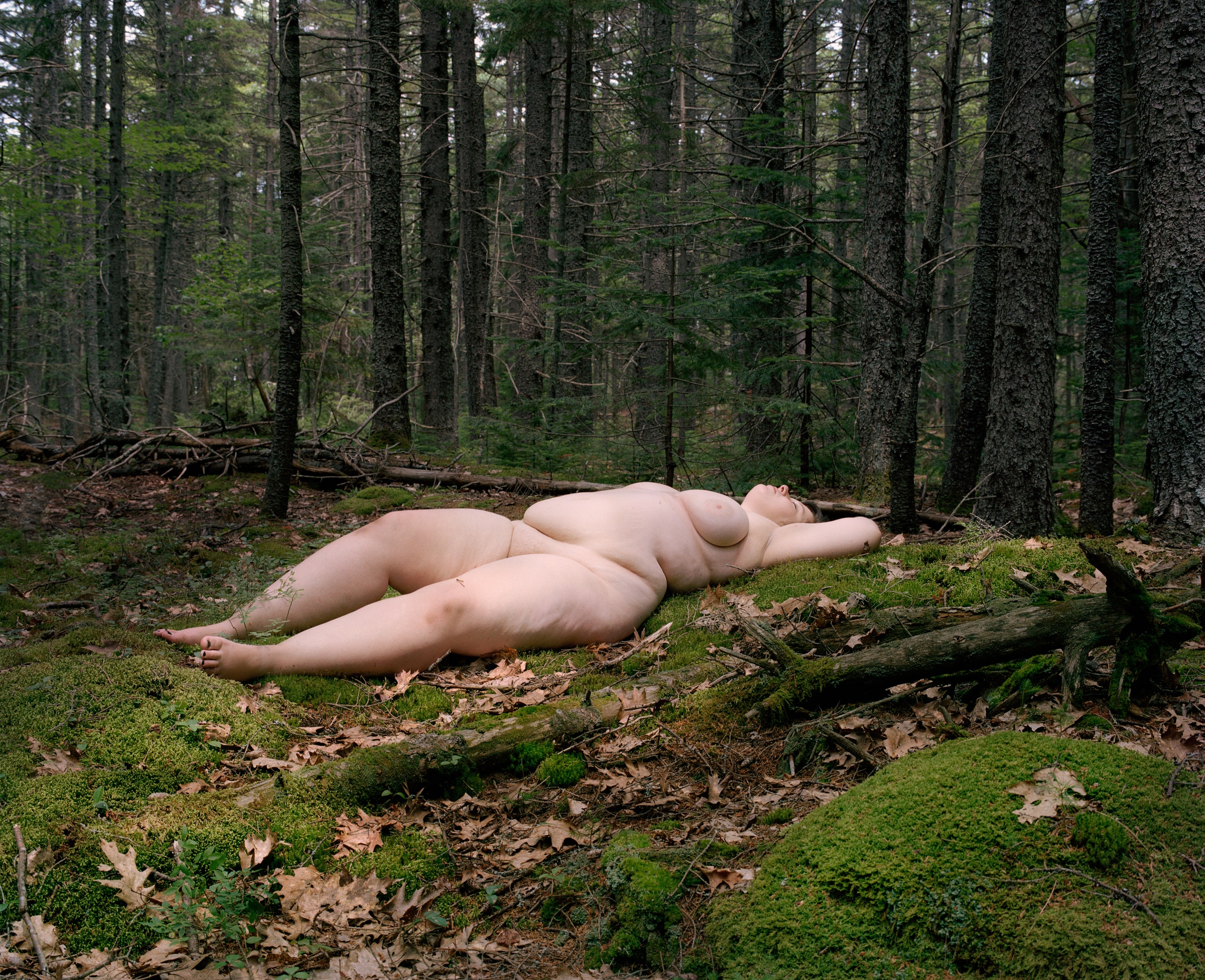 Naked In The Nature hd eldre