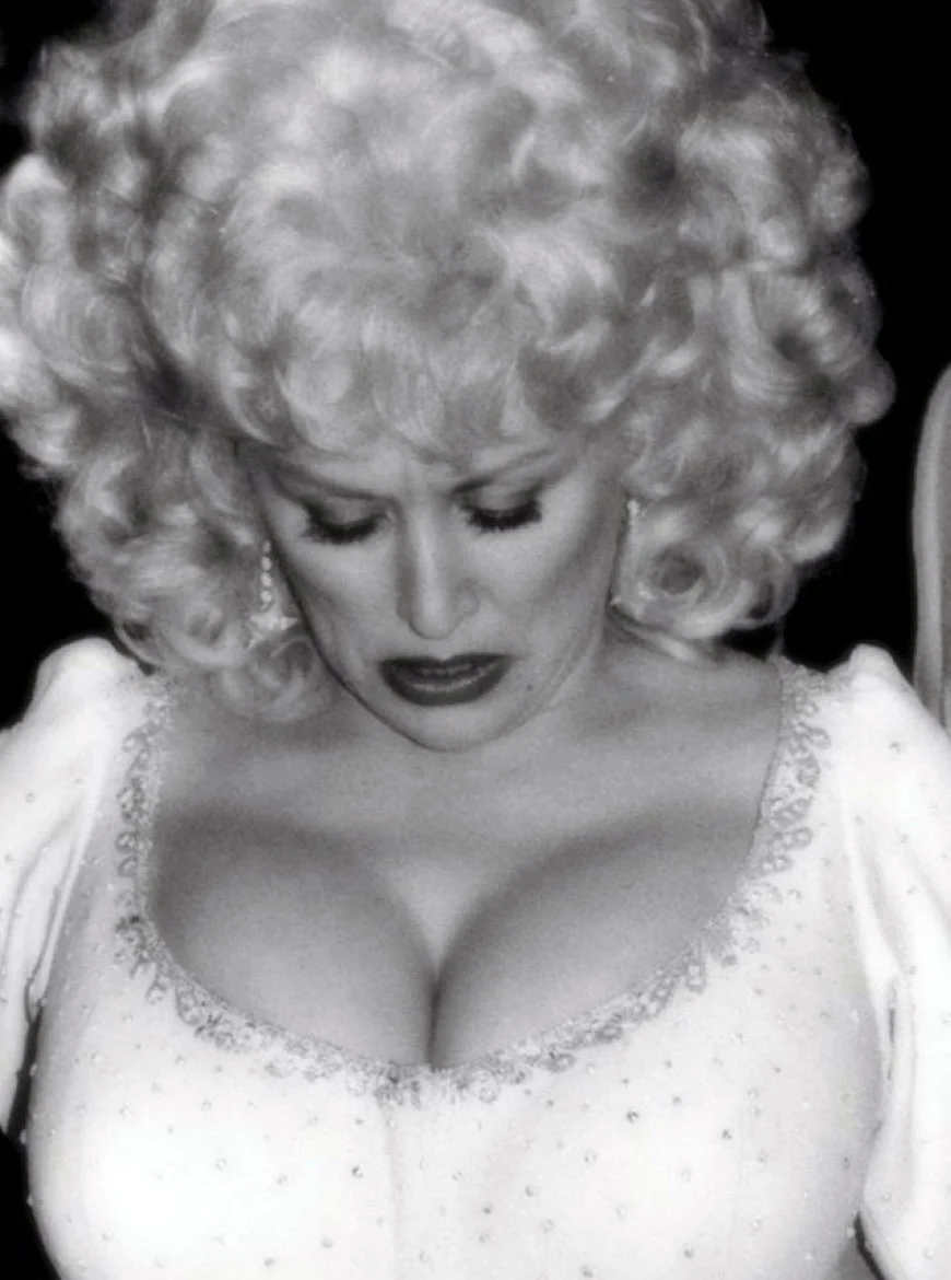 nude pictures of dolly parton