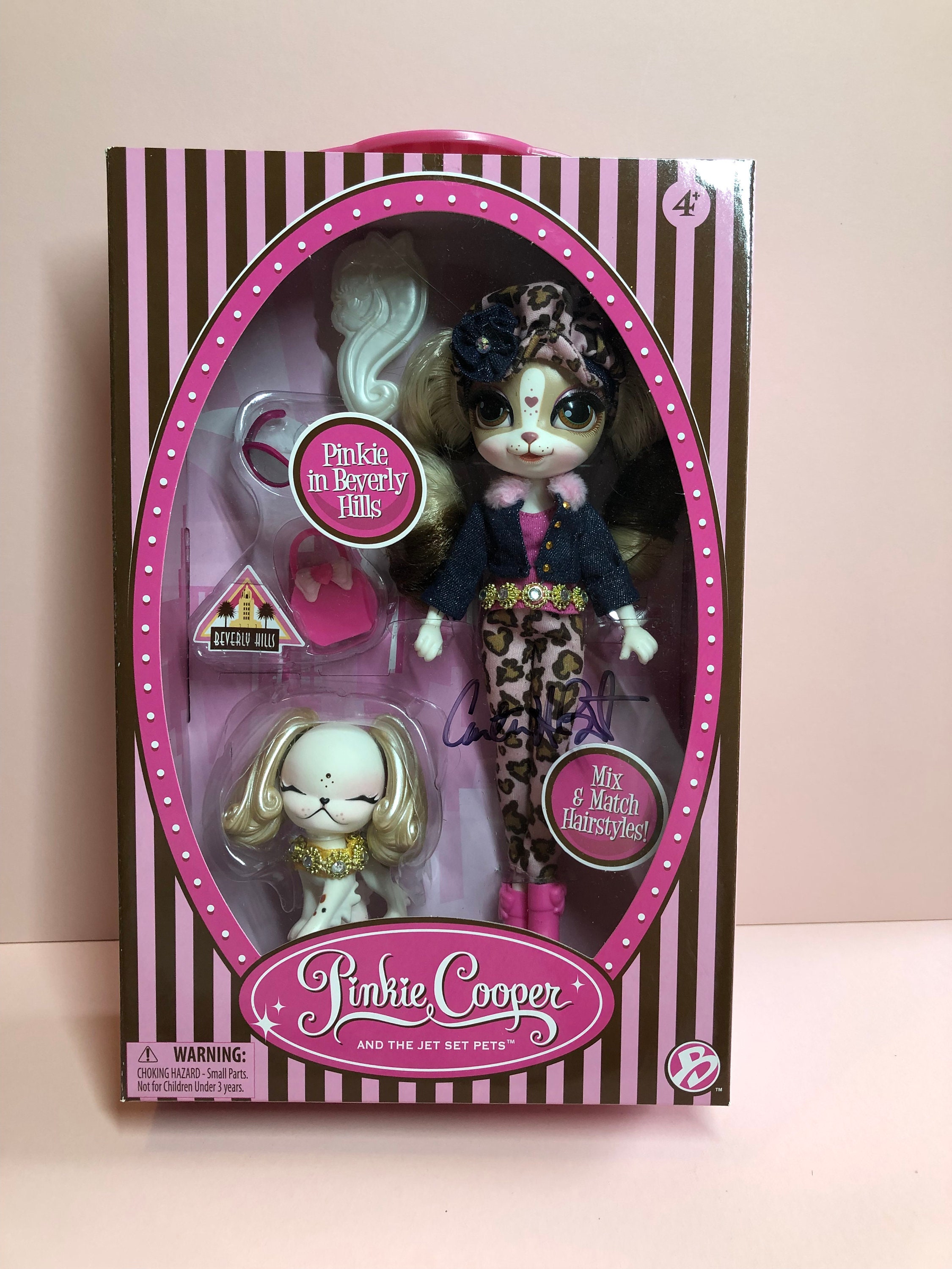 amy clark oakes recommends pinky doll lick pic