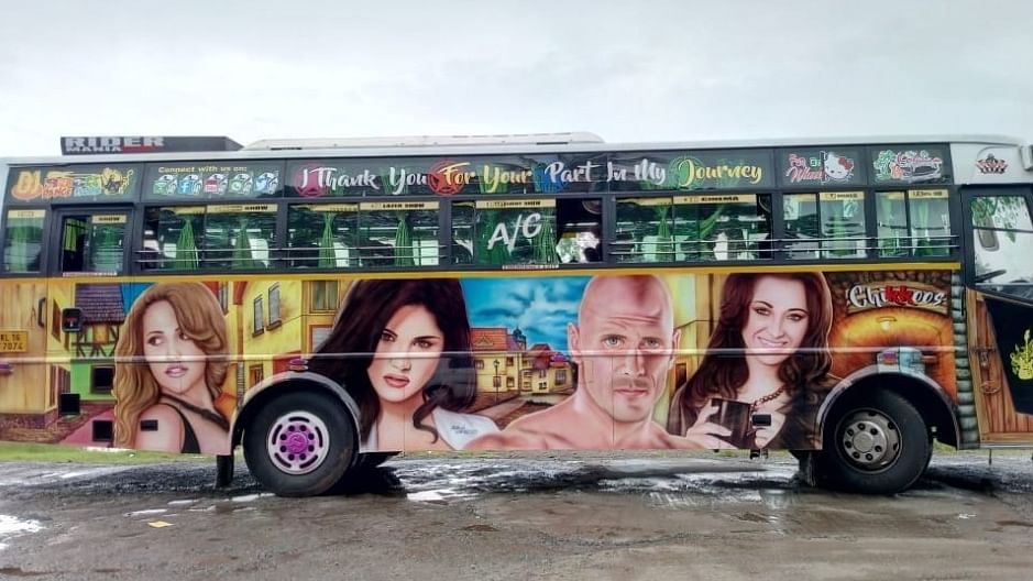 agus sudiro add photo porn on a public bus