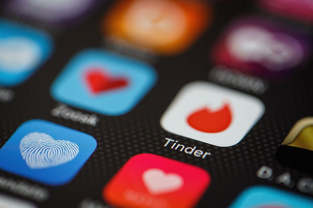 dara hudson recommends Tinder Hookup Hidden Camera