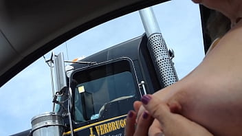 Wife Flashing Truckers pron gallery