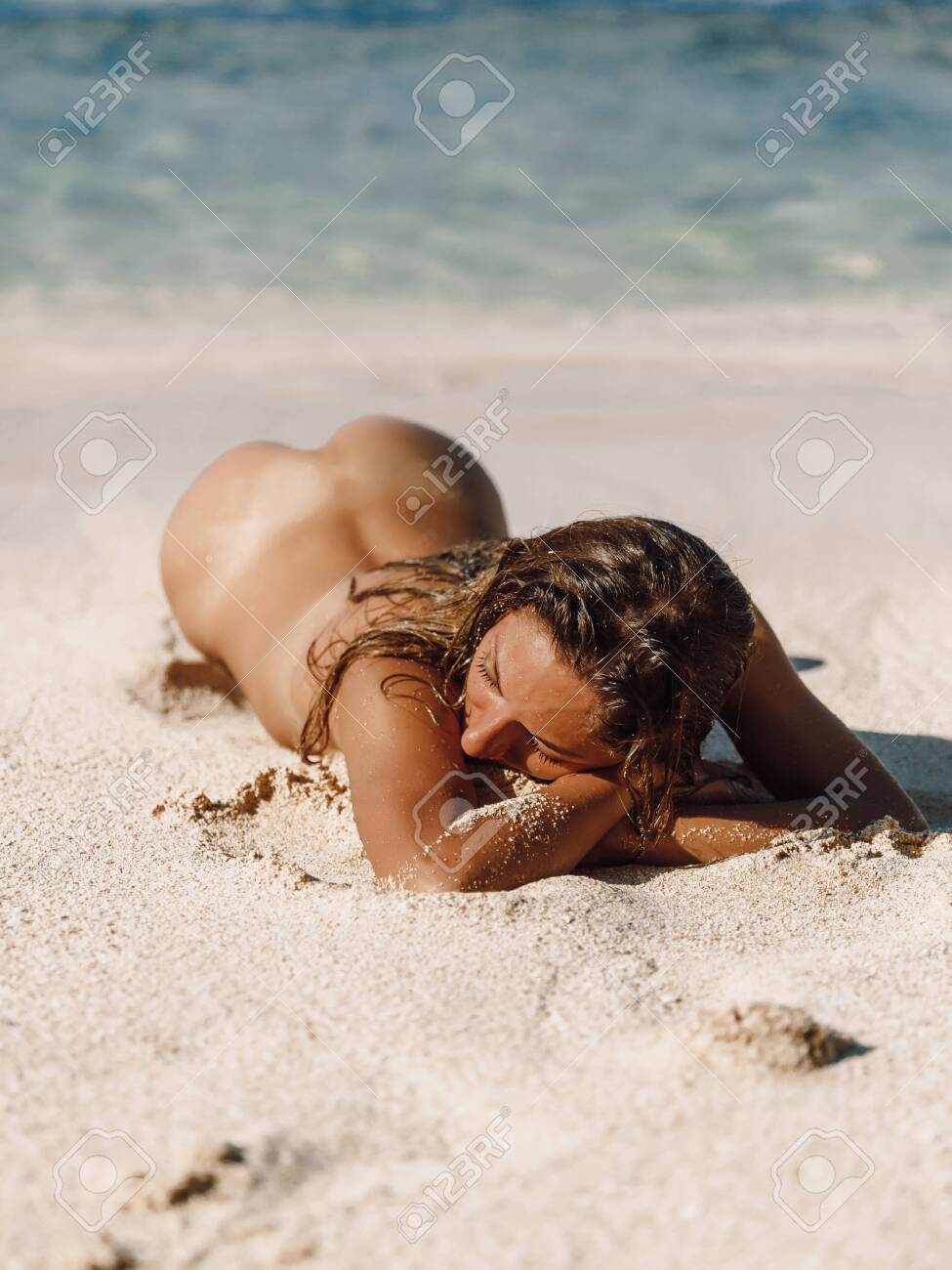 amy braid add wife naked on the beach photo